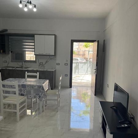 Taku Apartment Саранда Экстерьер фото